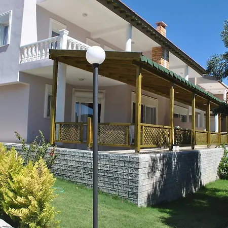 Villa Yengec Villas *